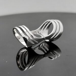 Anillo articulado de plata 950 artesanal de diseño contemporáneo Zahori